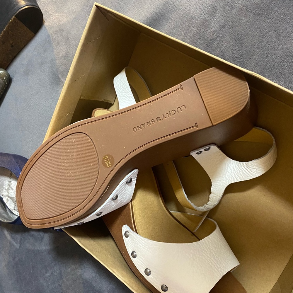 Lucky Brand